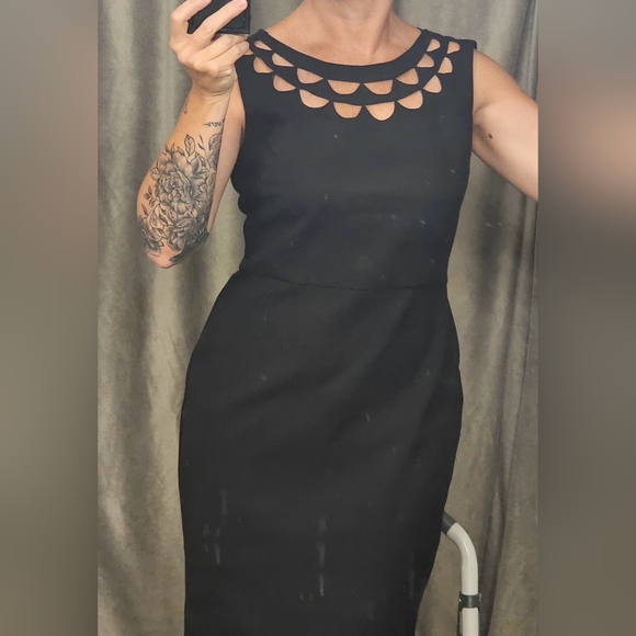 Ann Taylor Dresses & Skirts - Ann Taylor Black Sleeveless Sheath Dress